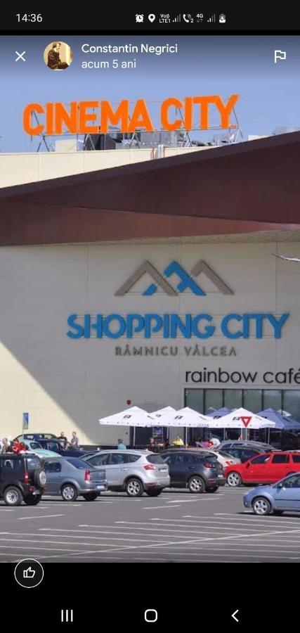 Râmnicu VâlceaShopping Cyti Cu 5アパートメント エクステリア 写真